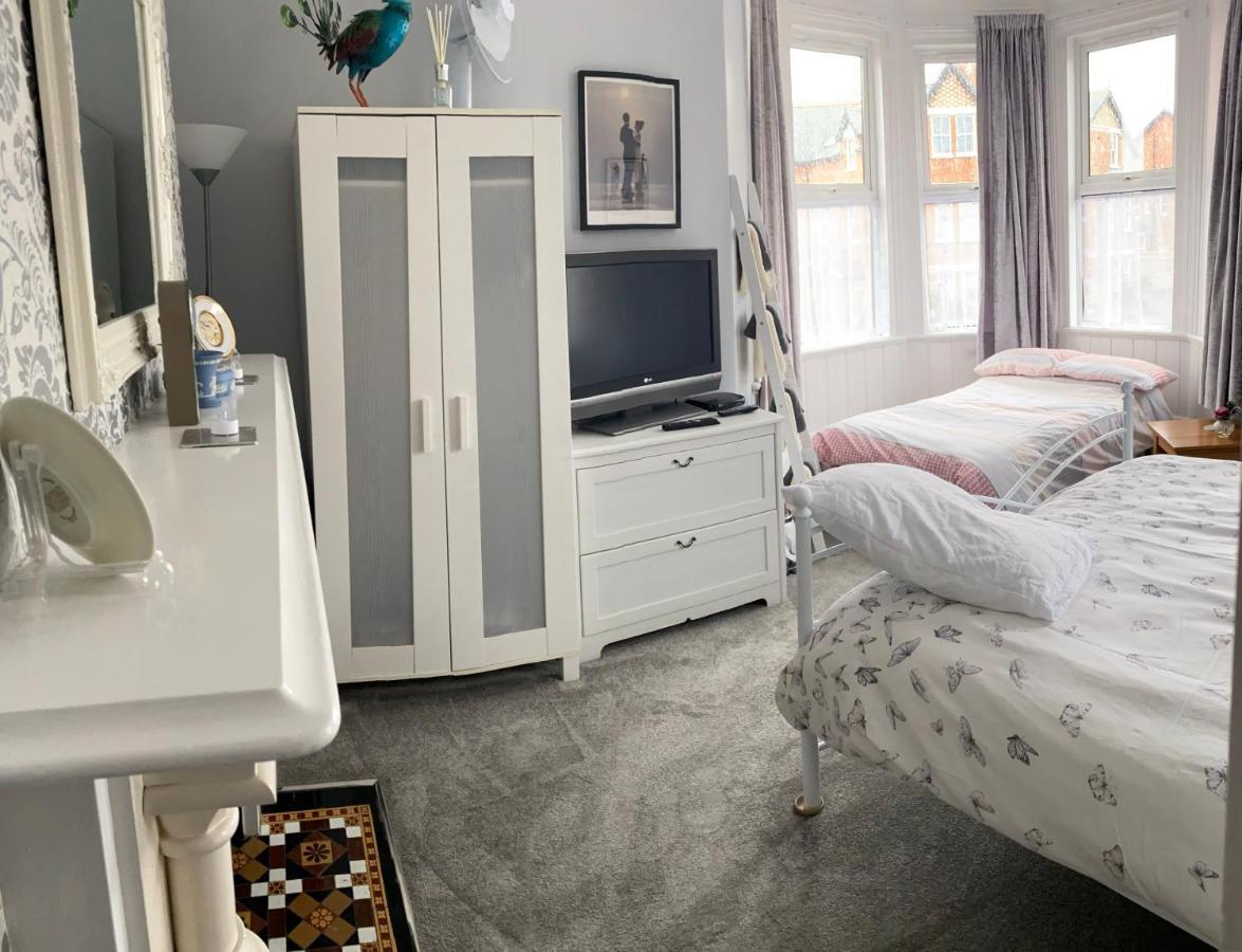 Turret Corner, Colwyn Bay, 5Min Walk To Sandy Beach Villa Conwy Luaran gambar